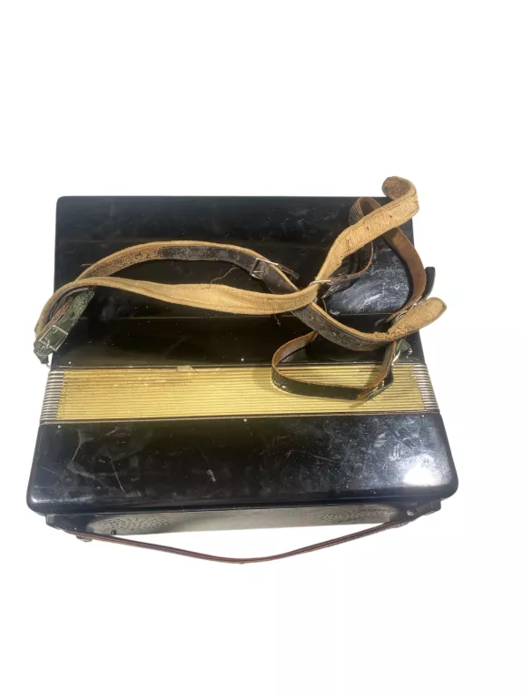 AKORDEON WELTMEISTER AMIGO 120 BASÓW