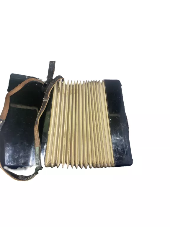 AKORDEON WELTMEISTER AMIGO 120 BASÓW