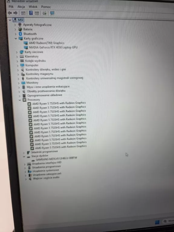 LAPTOP MSI BRAVO 17 RYZEN 5 7535HS/32GB/512/RTX4050 10GB/144HZ