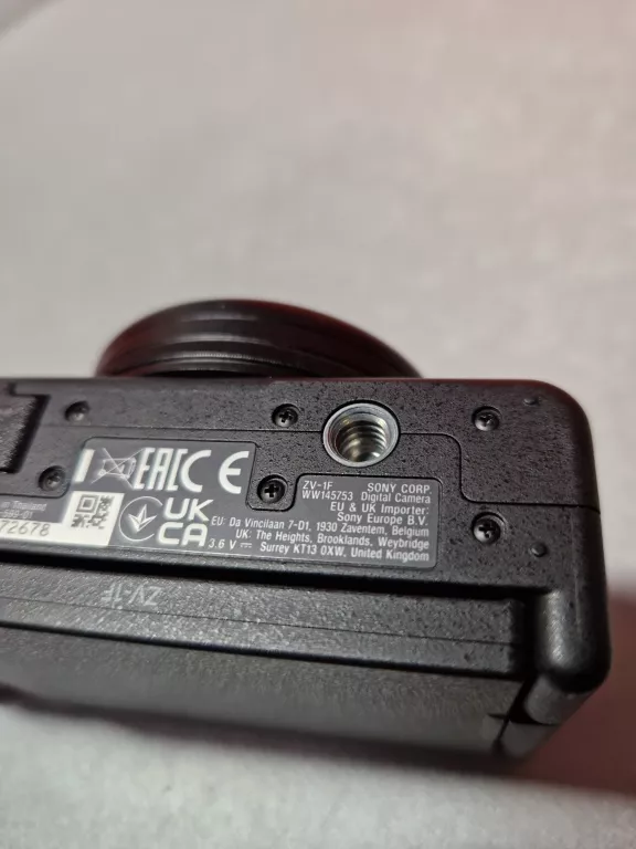 APARAT CYFROWY SONY ZV-1F