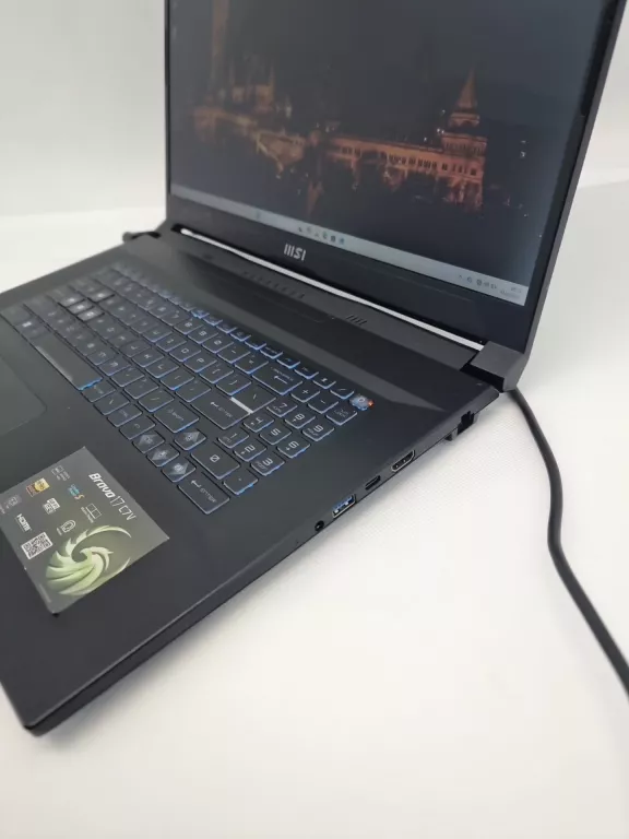 LAPTOP MSI BRAVO 17 RYZEN 5 7535HS/32GB/512/RTX4050 10GB/144HZ