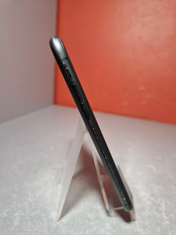 TELEFON IPHONE 11 128GB BAT.79%