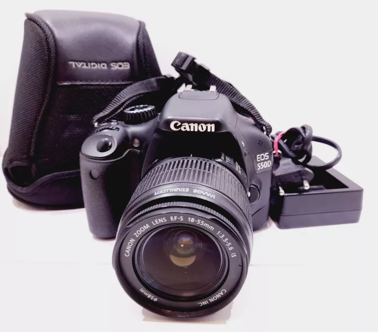 APARAT CANON EOS 550D