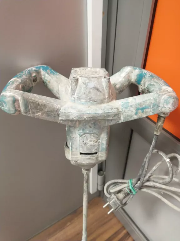 BERHARD MIESZADŁO BUDOWLANE