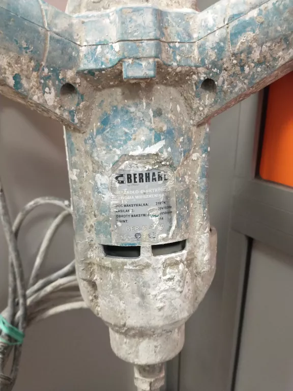 BERHARD MIESZADŁO BUDOWLANE