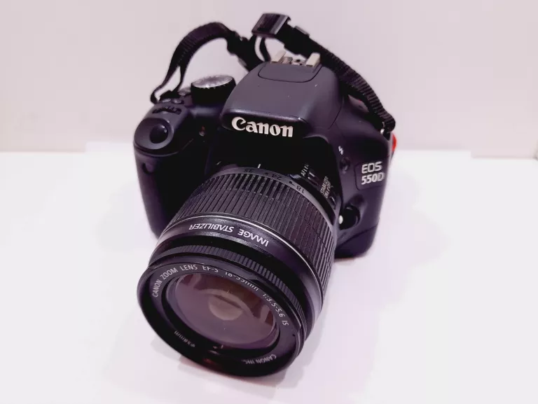 APARAT CANON EOS 550D