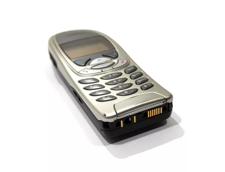 TELEFON NOKIA 6310I (ŁAD)