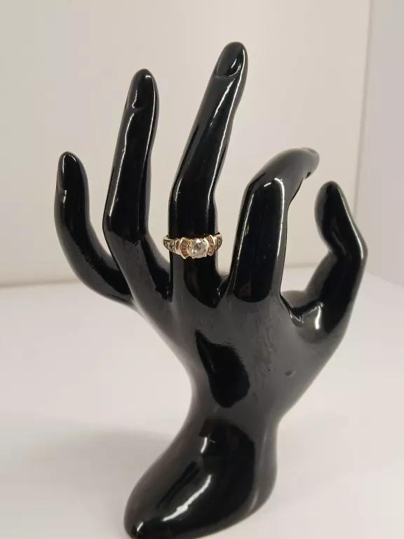 uzywany-pierscionek-z-cyrkonia-proba-585-material-15835-2