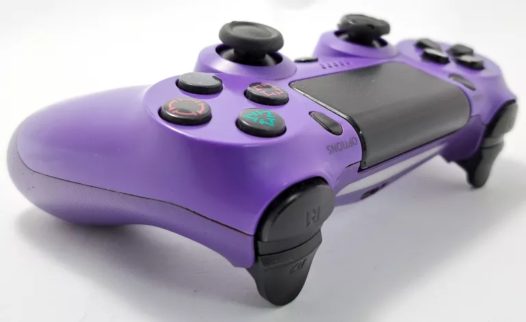 ZAMIENNIK PAD DO PLAYSTATION 4