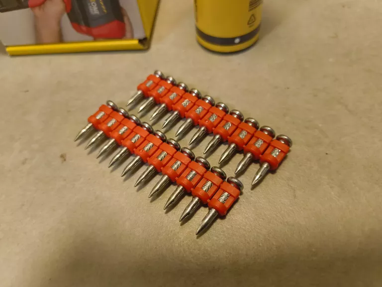 GWOŹDZIE CELO XHA 3 X 22MM 800SZT + GAZ