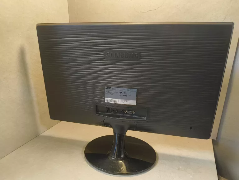 MONITOR SAMSUNG S22D300HY