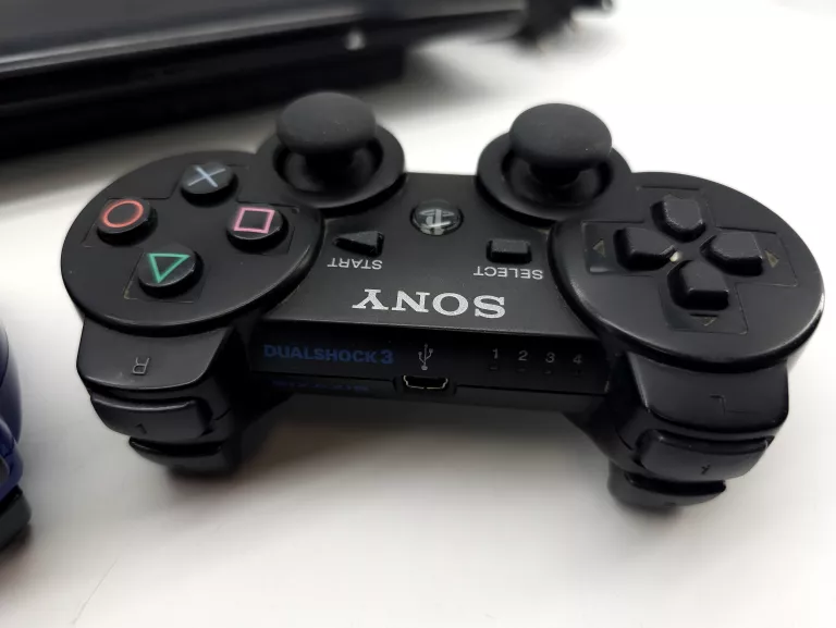 KONSOLA PS3 500GB + 2 PADY GRY