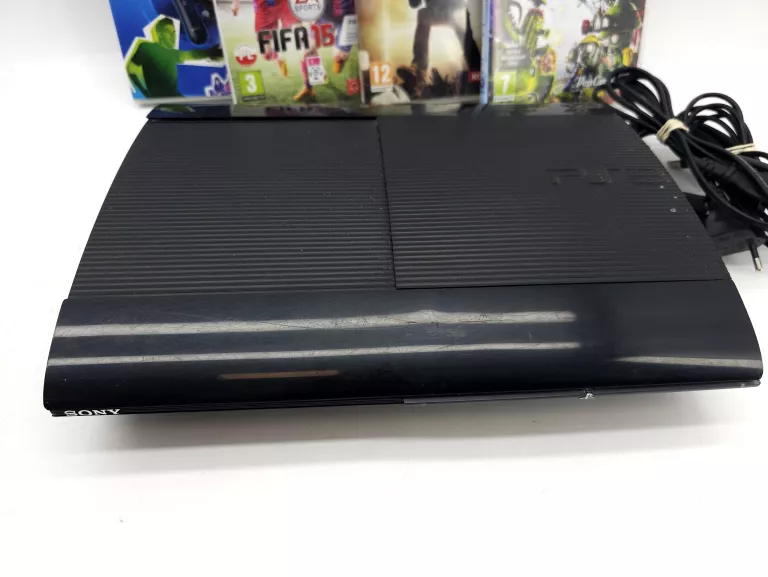 KONSOLA PS3 500GB + 2 PADY GRY