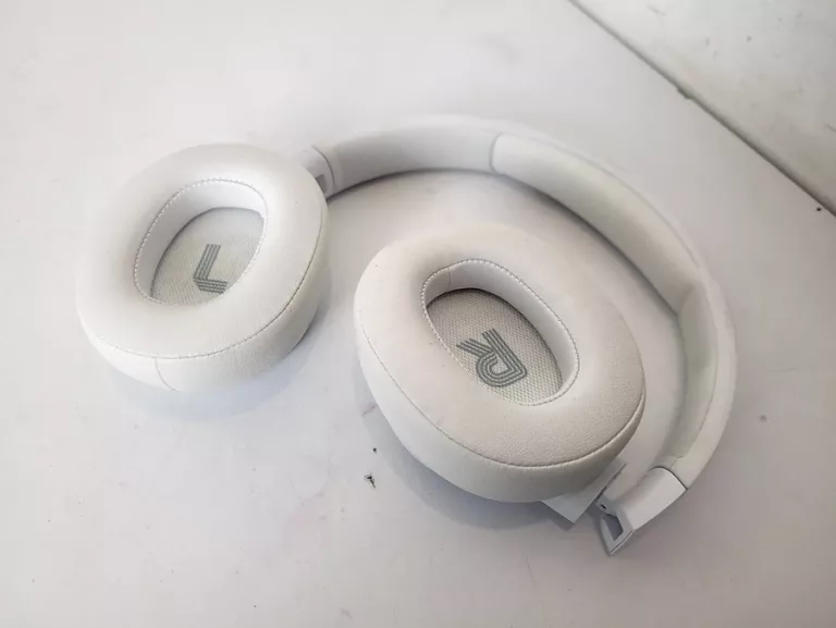 SŁUCHAWKI BEZPRZEWODOWE JBL 720BT BIAŁE