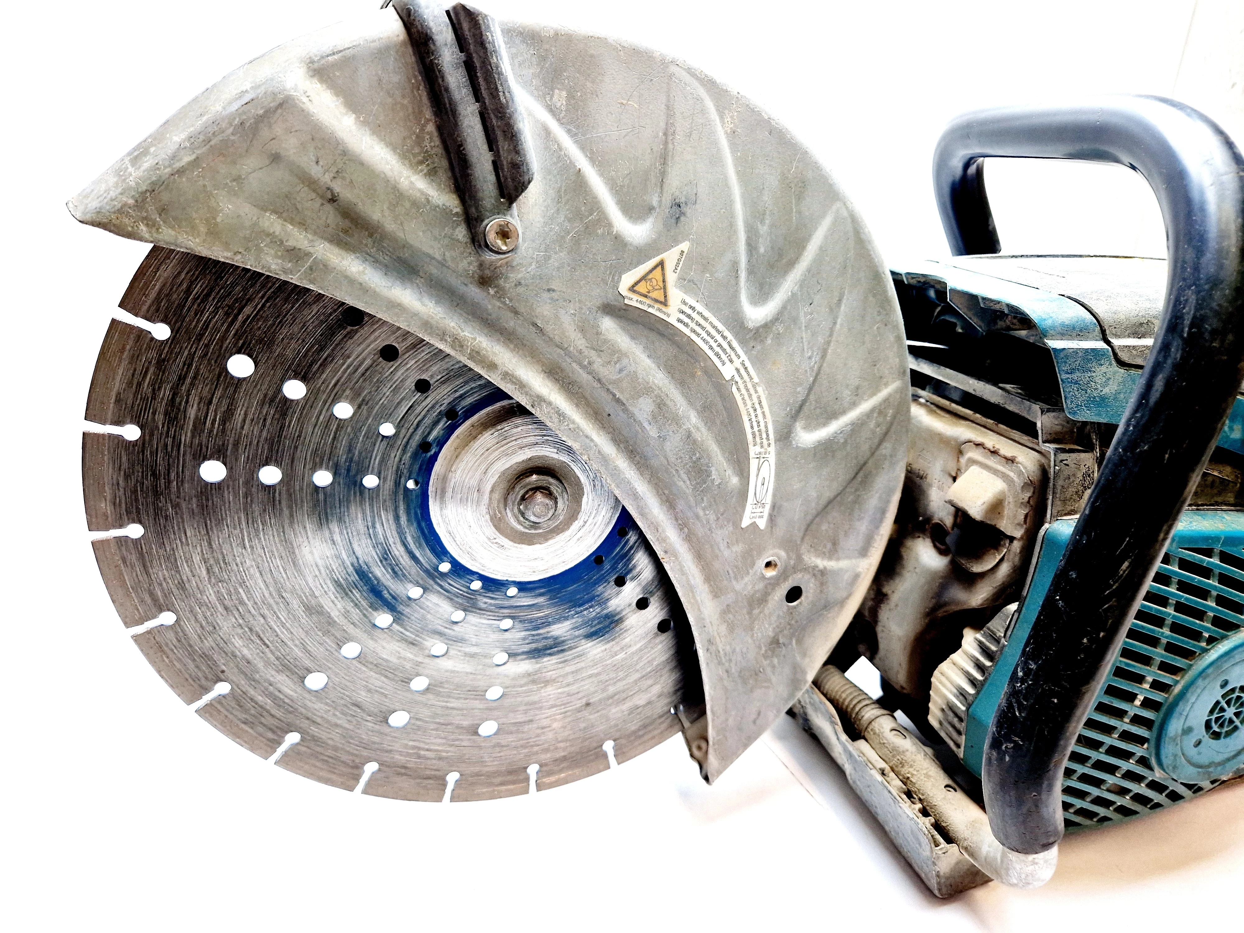 pila-przecinarka-spalinowa-makita-ek6101-srednica-otworu-pily-254