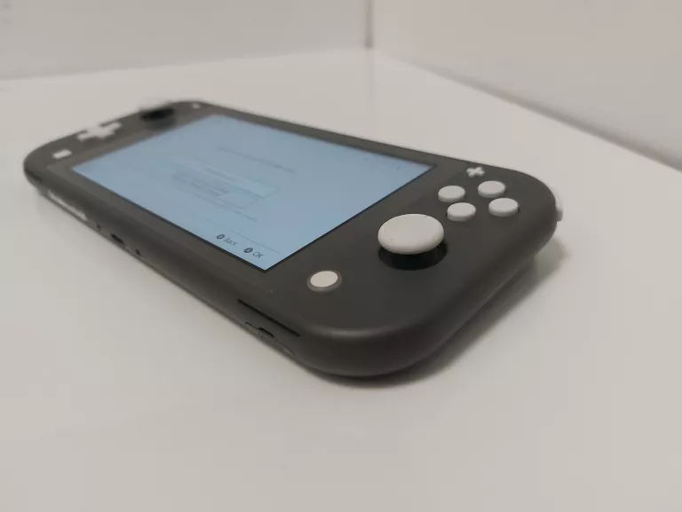 KONSOLA NINTENDO SWITCH LITE HD HDH-001 ETUI