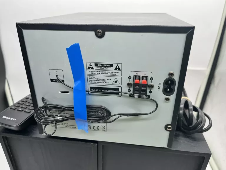 MINIWIEZA SHARP XL-B510 + PILOT