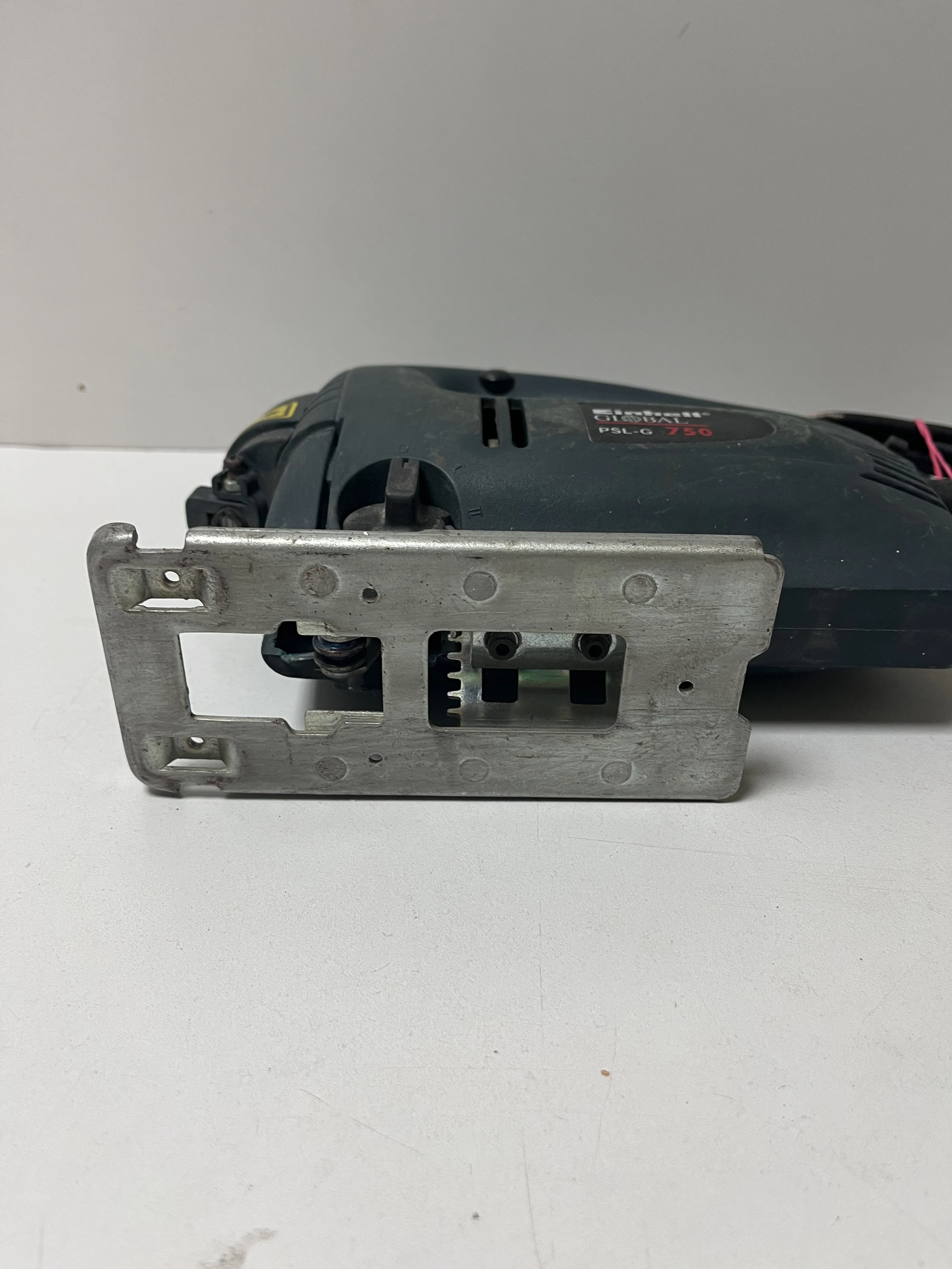 wyrzynarka-einhell-psl-g-750-opis-zasilanie-209202-238306