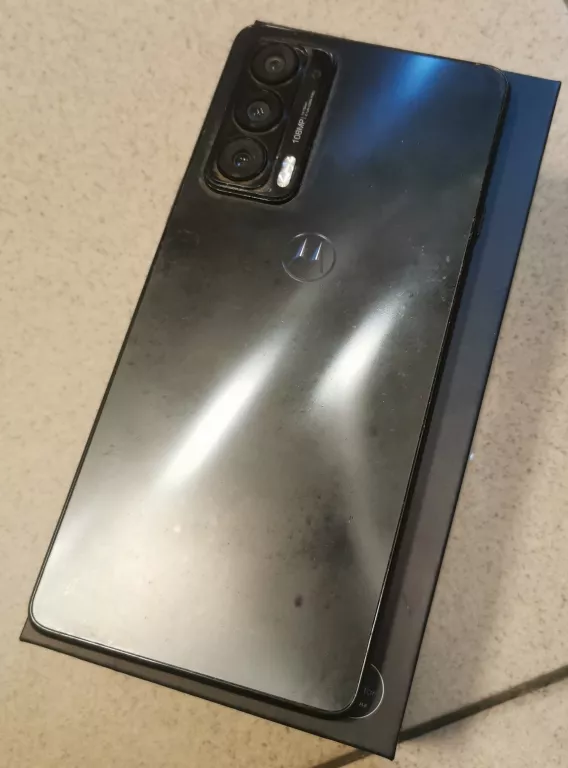 TELEFON MOTO EDGE 20 8/128 GB