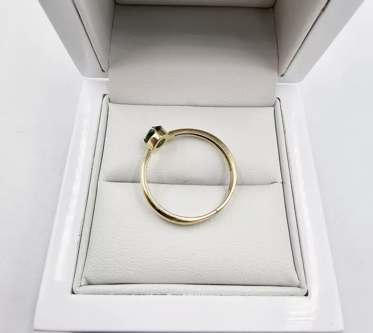 zloty-pierscionek-z-zielonym-kamieniem-255gr-p585-rozmiarsrednica-wew-mm-372-20