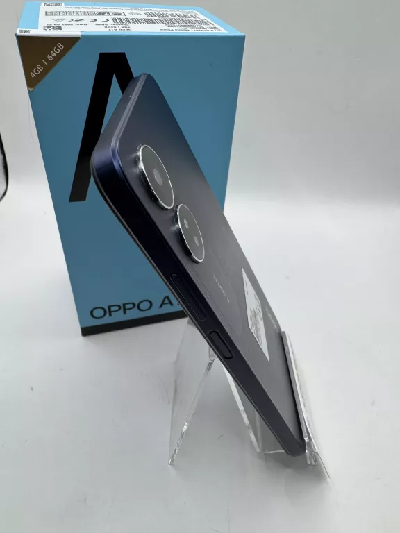 TELEFON OPPO A17 4/64 GB KOMPLET