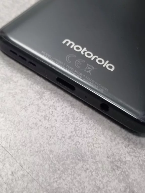 TELEFON MOTOROLA MOTO G72 8/128