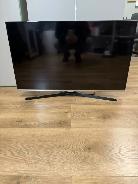 TELEWIZOR SAMSUNG UE40J5100AW + PILOT