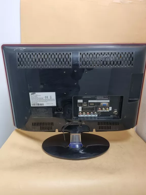 TV LCD SAMSUNG  LE22B650