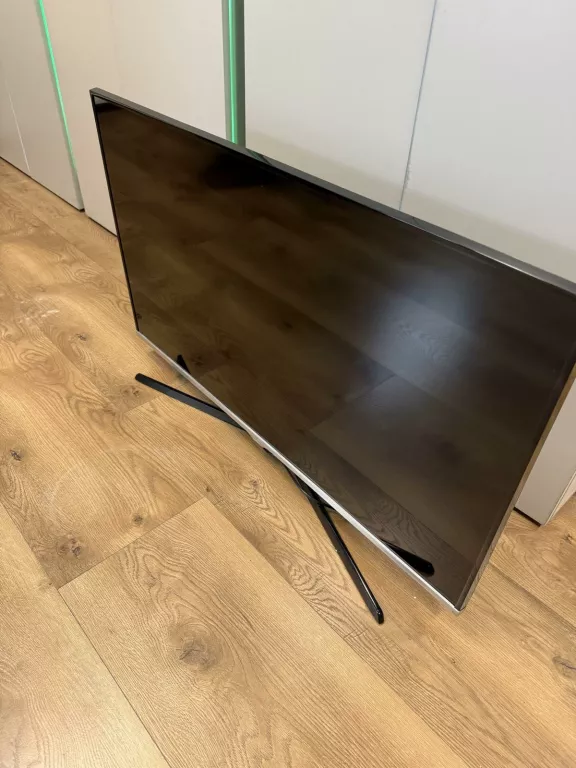 TELEWIZOR SAMSUNG UE40J5100AW + PILOT