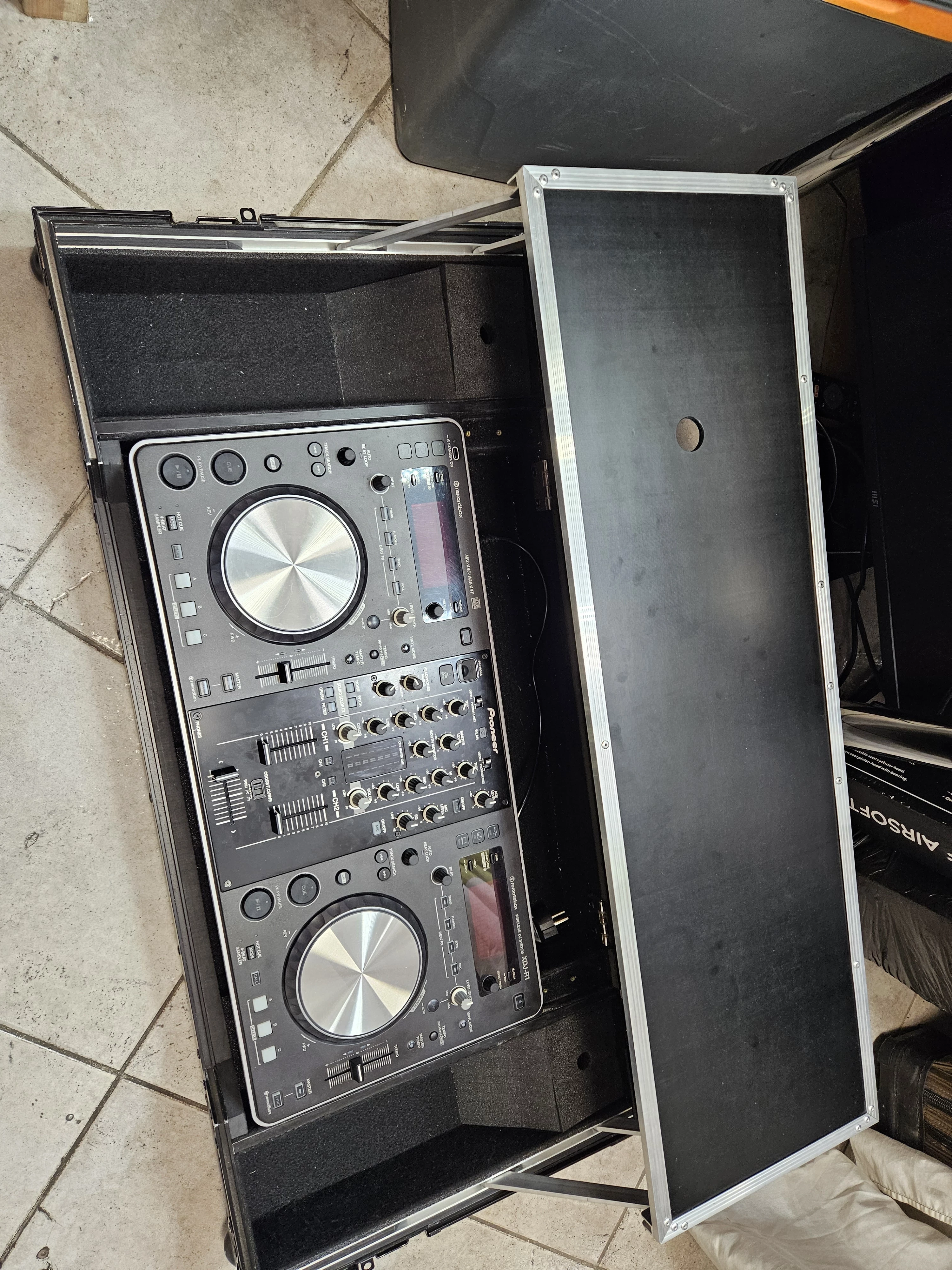 kontroler-mixer-pioneer-xdj-r1-pud-skrzynia-kod-producenta-xdj-r1