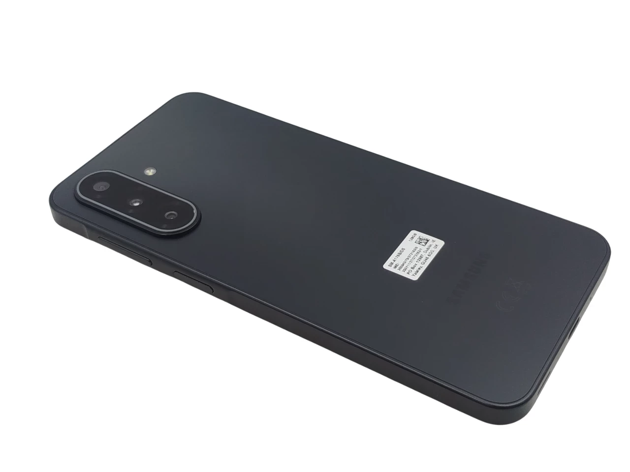 telefon-samsung-galaxy-a17-5g-4128gb-67-5000mah-czarny-opis-przekatna-ekranu-670