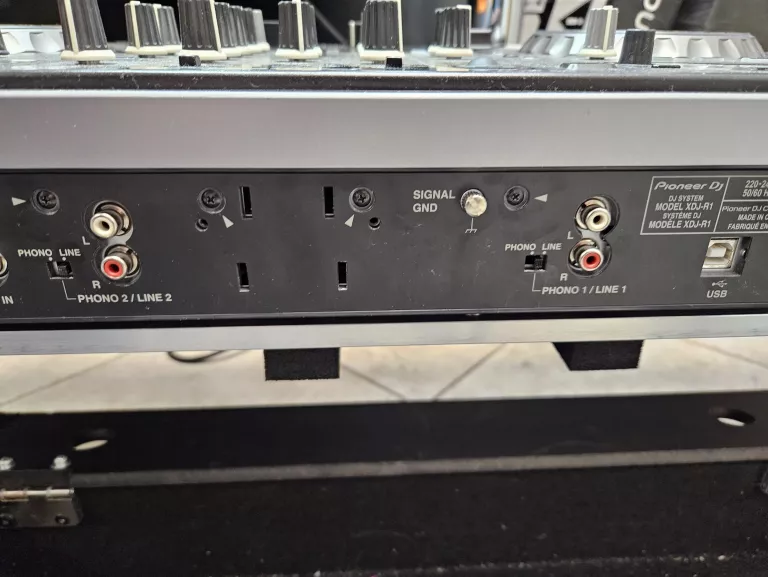 kontroler-mixer-pioneer-xdj-r1-pud-skrzynia-model-xdj-r1