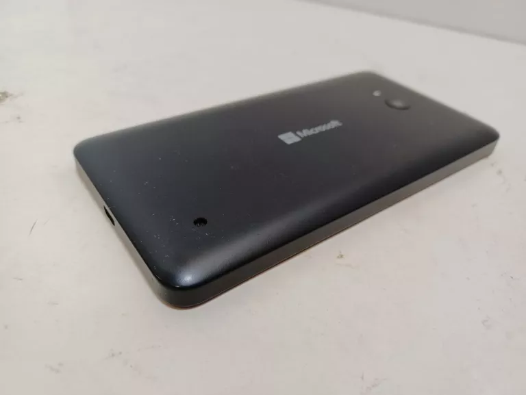 TELEFON LUMIA 640