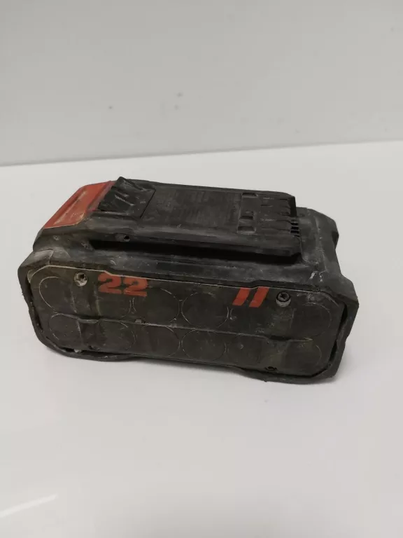 AKUMULATOR HILTI B22-170 8AH* SŁABY STAN