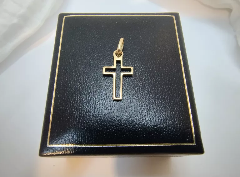 ZŁOTA ZAWIESZKA KRZYŻ PR. 585 / 0,47 / 1,5CM