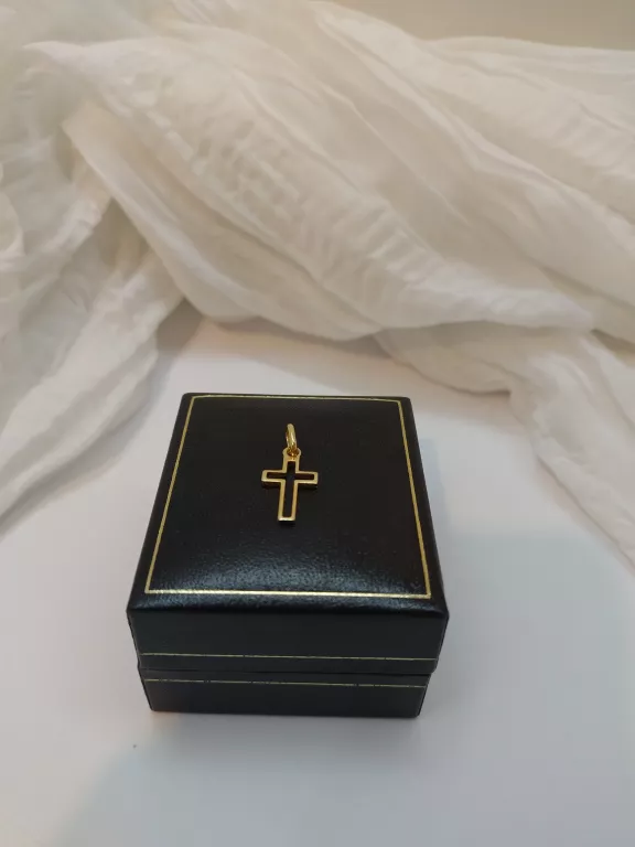 ZŁOTA ZAWIESZKA KRZYŻ PR. 585 / 0,47 / 1,5CM