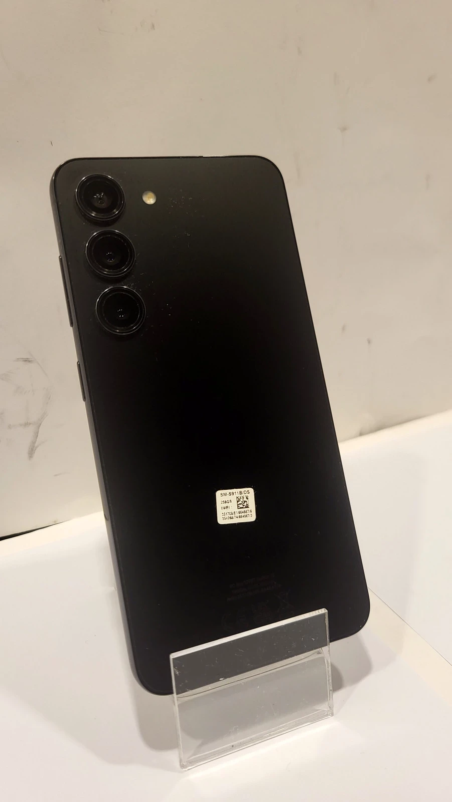 smartfon-samsung-galaxy-s23-8-gb-256-gb-5g-czarny-obroncow-pokoju-3-gubin