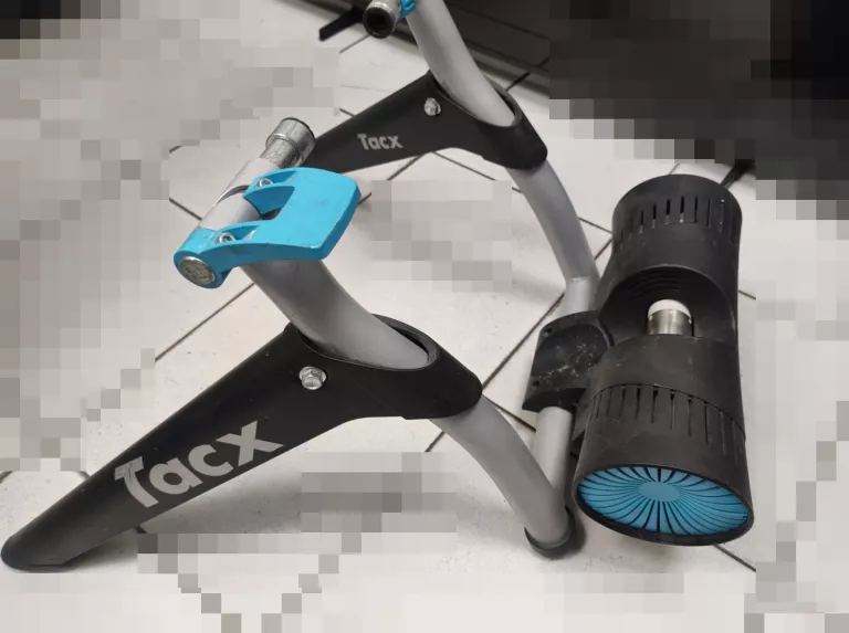 TRENAŻER TACX BUSHIDO OPIS
