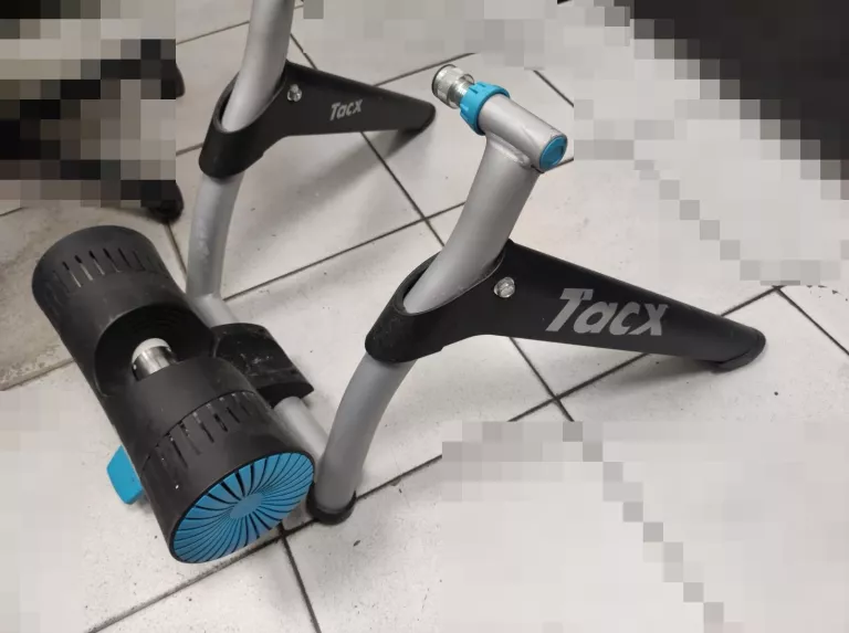 TRENAŻER TACX BUSHIDO OPIS