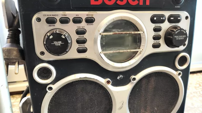 RADIO BUDOWLANE Z CD BOSCH GML 24 V-CD