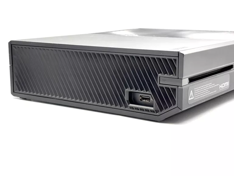 KONSOLA MICROSOFT XBOX ONE 1TB CZARNY + PAD ZASILACZ