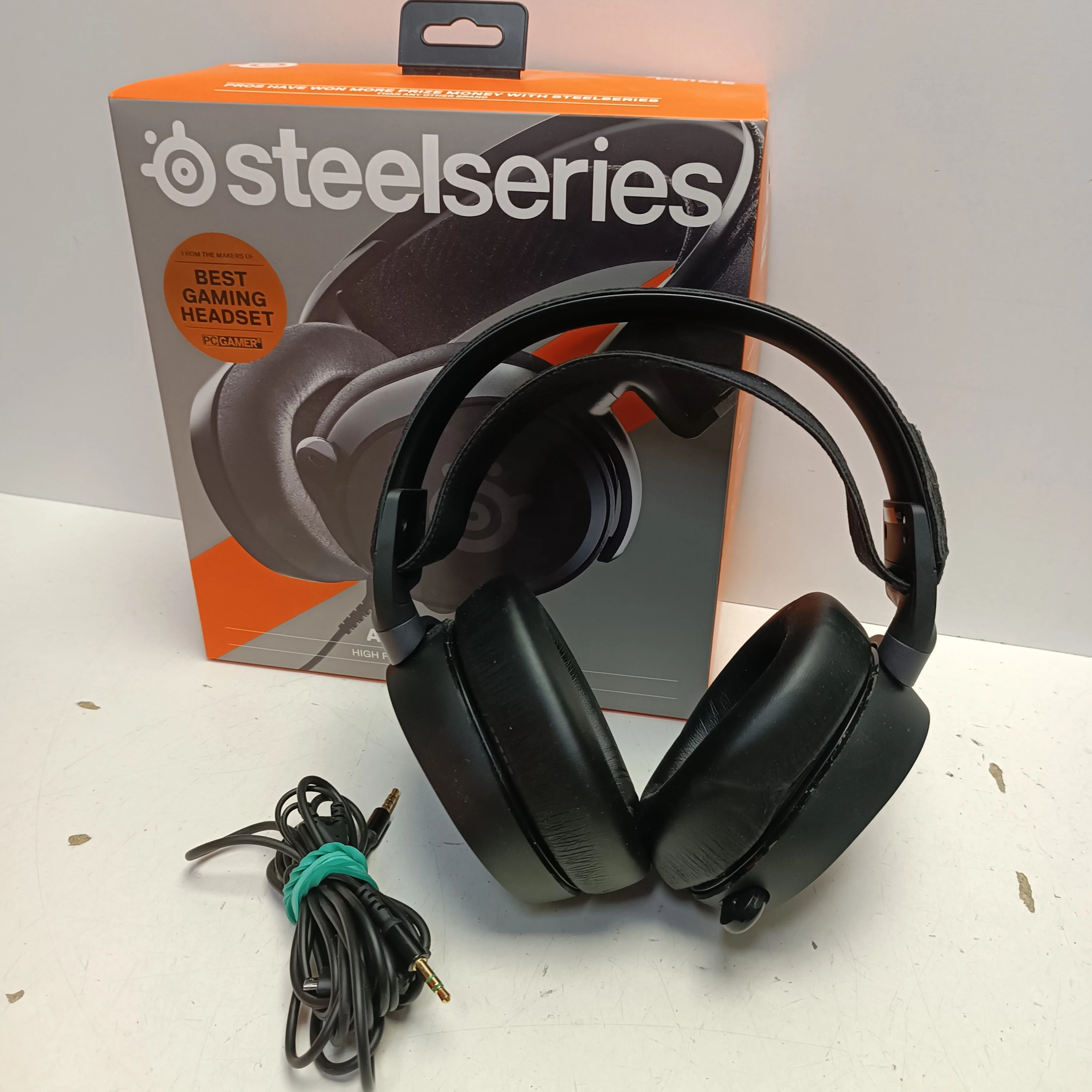 sluchawki-steelseries-arctis-prime-osiedle-teatralne-3u15-krakow