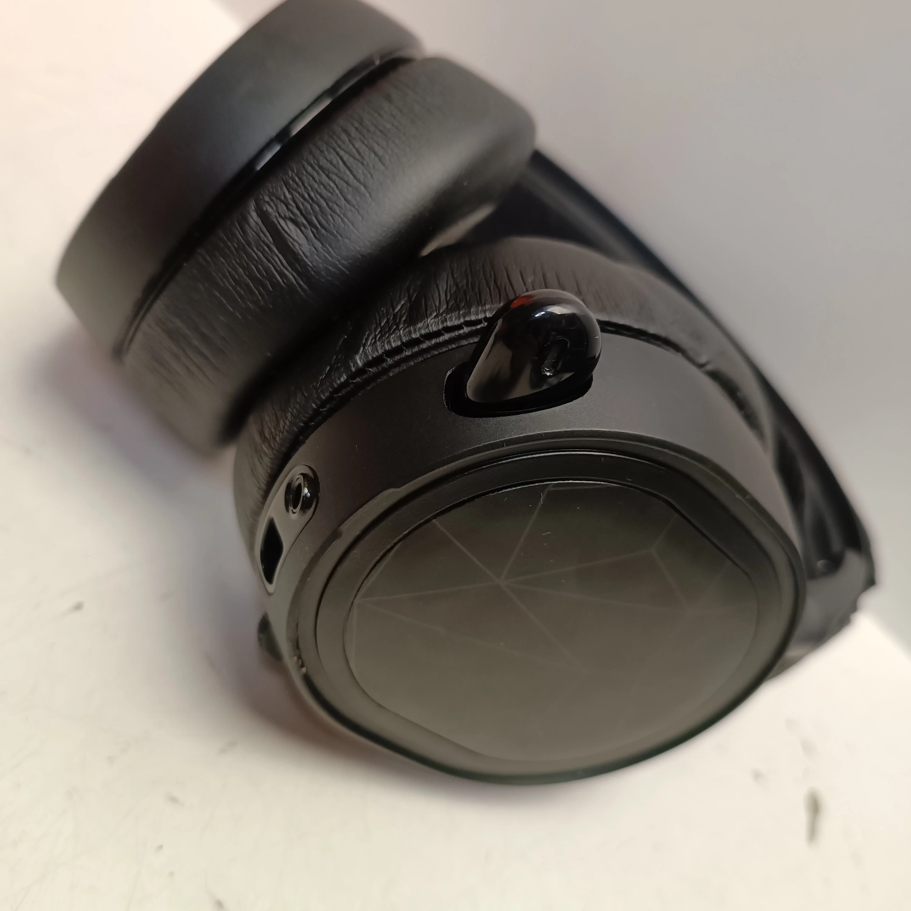 sluchawki-steelseries-arctis-prime-stan-11323-2