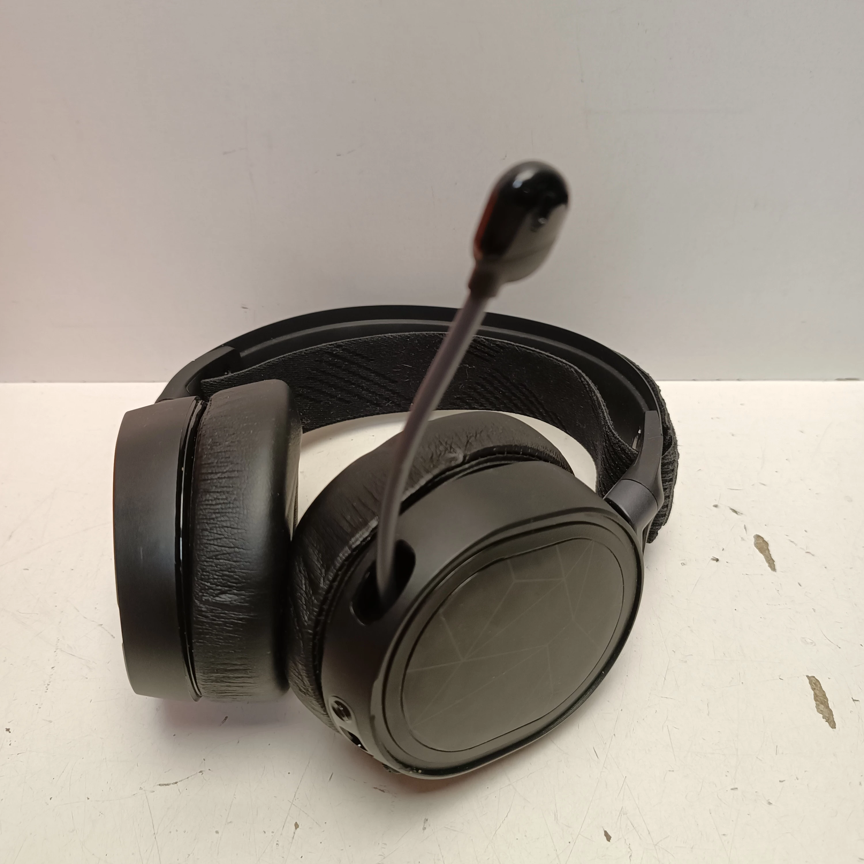 sluchawki-steelseries-arctis-prime-rodzaj-sluchawek-203681-217757