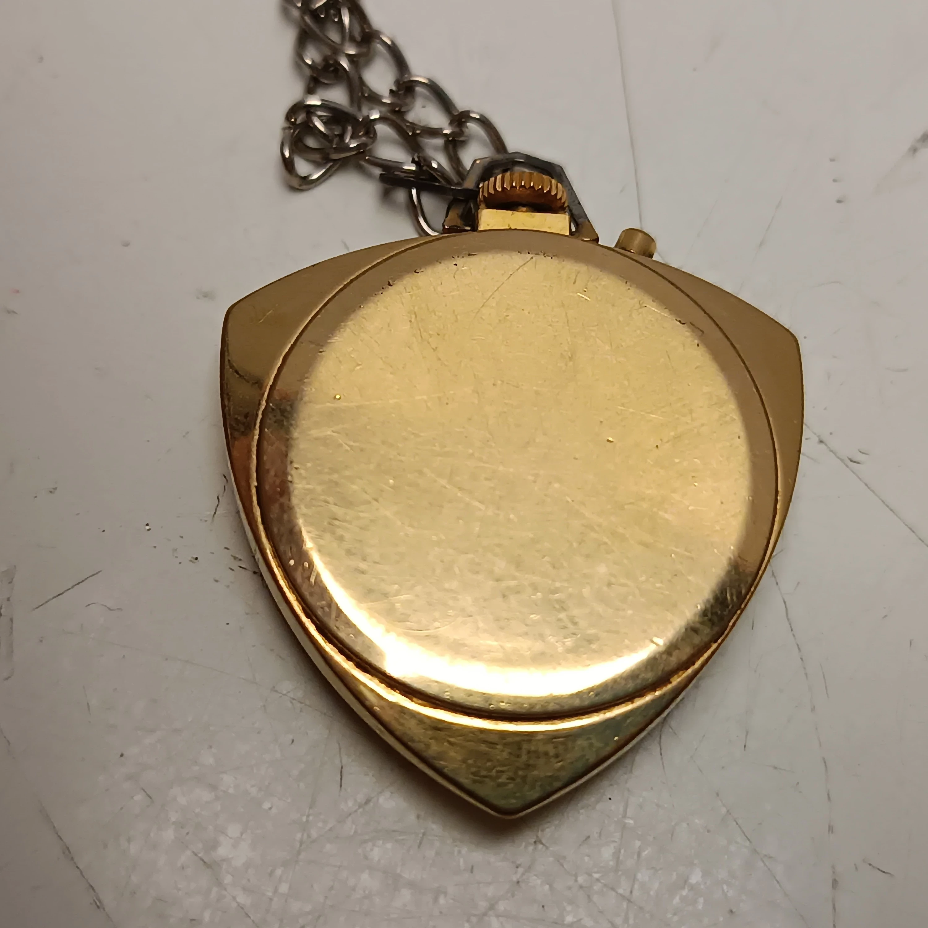 pozlacany-zegarek-zaria-21-jewels-made-in-ussr-marka-248811-958954