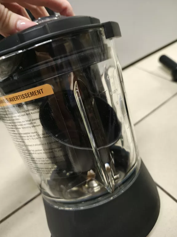 BLENDER PAMPERED CHEF 100222