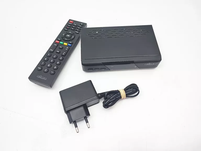 DEKODER DVB-T2 TUNER TECHNISAT ALMA 2820