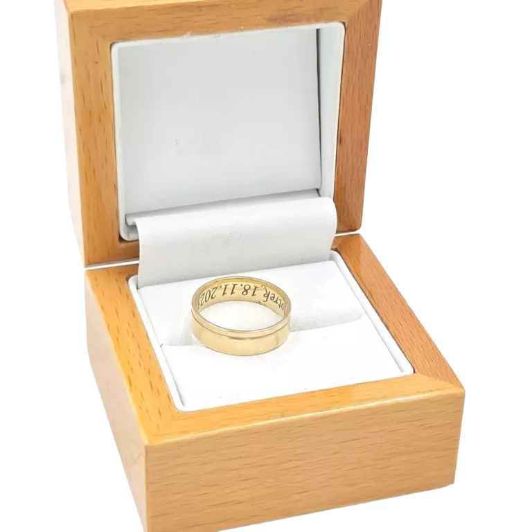 ZŁOTA  OBRĄCZKA [585 3,66G] R.14