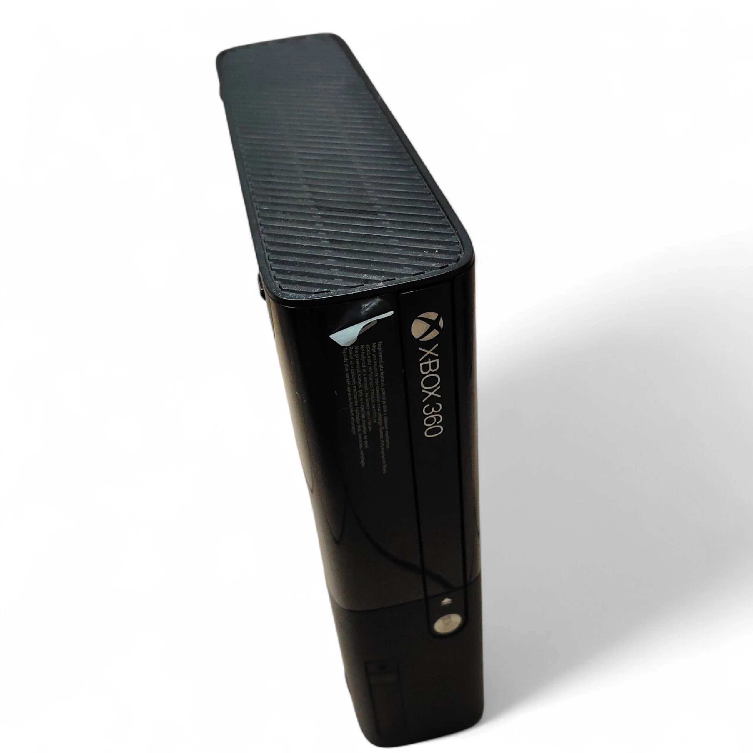 xbox-360-e-250gb-3x-pad-kinect-zasilacz-liczba-kontrolerow-w-zestawie-205994-225550