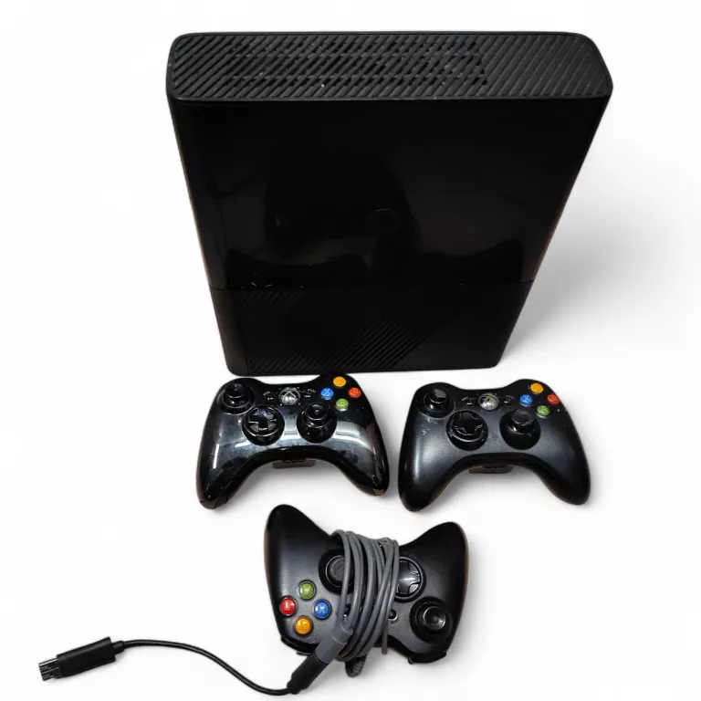 xbox-360-e-250gb-3x-pad-kinect-zasilacz-kod-producenta-x360-e